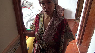 A Turkish muslim milf is SHOCKED when american pervert visits her