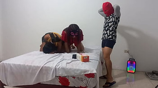 SHE WATCHED ME WHILE I GIVEN HER A ORAL SEX!! MY FRIEND WANTED TO LEARN HOW TO GIVE A ORAL SEX WITH SALIVA AND I GAVE HER A LESSON WITH THE HELP OF MY BF