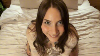 Home-made porn with a ravishing chick