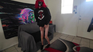 Skinny Femboy E-Skank - Ritzy Styles - Plays With And Teases Her Wang On The Couch