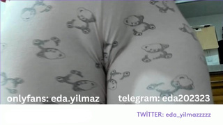 PİJAMAYLA MASTURBASYON- TURK MİLF- TURK PORNO- TURK İFŞA- İFŞA