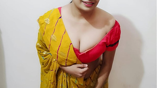 Bhabhi caught brother-in-law masturbating then got screwed by a humongous meat (Hindi audio)