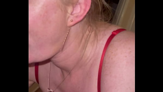 She is a sexybum, my step sister and she love to blow dong, great bj