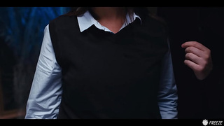 Female Security Bitch Tricked Into Giving Hand-job - Italian Babe Layla Scarlett Time Stop Freeze Porn