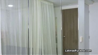 Throating Hispanic coed rimmed and sexed in attractive outfit