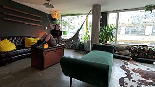Photoshoot of a tattooed model with vampire fangs ends with her sucking photographer XAVIphoto's giant schlong