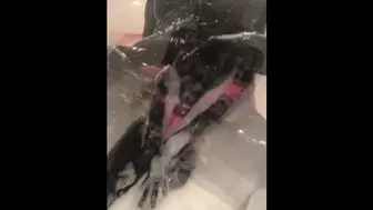 Latex Pige Solo Porno i Badeværelset