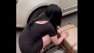 Pornstar Ellie louise wears no knickers in public ! She’s in trouble ! The cameras caught her !