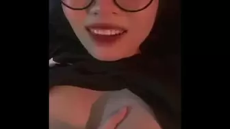 Em LA 99 Thu Dam P2