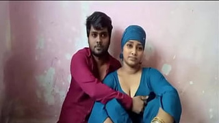 Desi Indian Gf Ko Apna Land Chusaya Phir Uski Choot Ko Choda Hard Sex Indian village Girlfriends Full Porn Xxx Videos